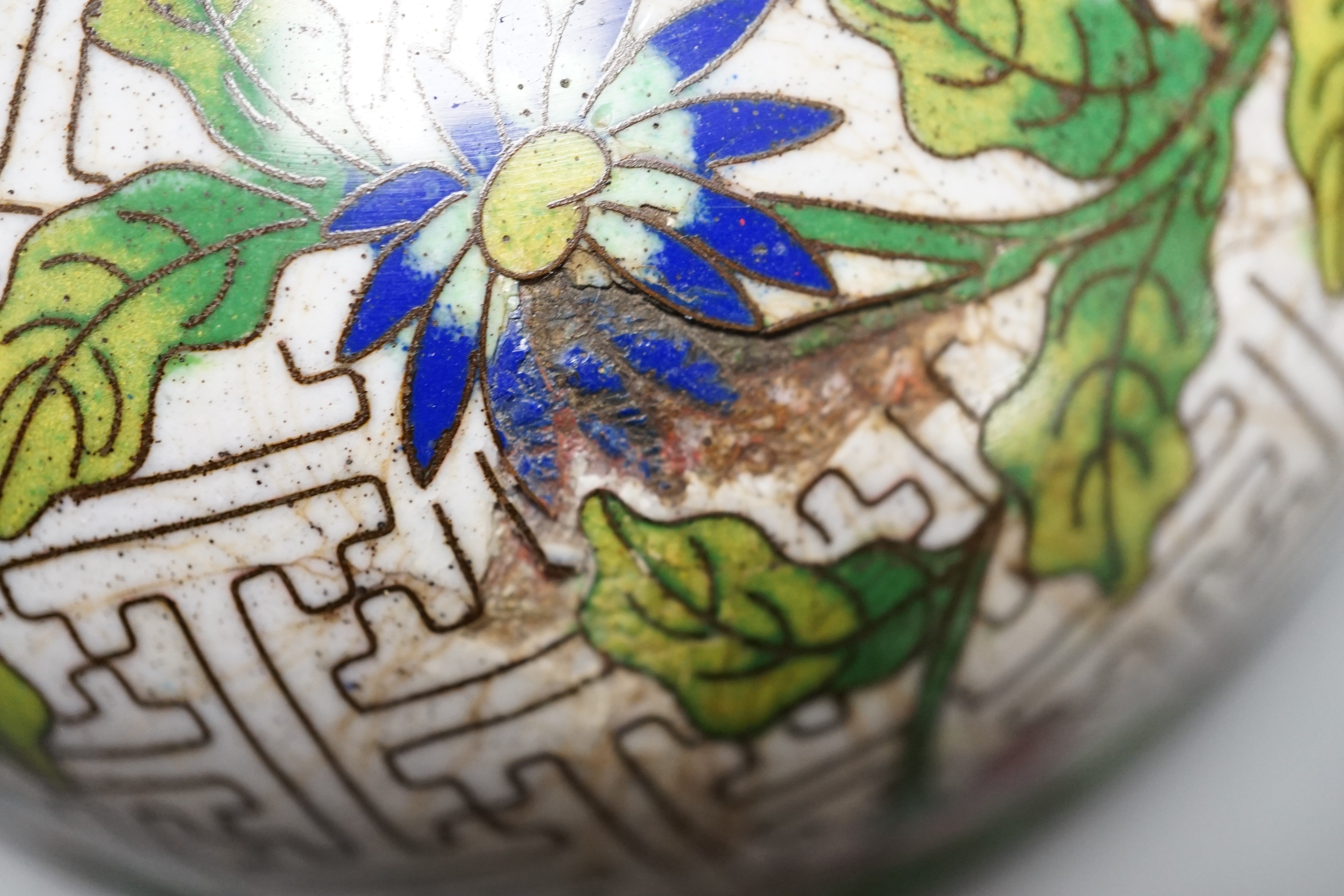A Chinese cloisonne enamel jar and cover, early 20th century 25cm